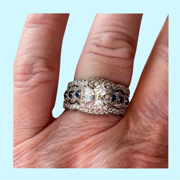 Princess Cut Wedding Set in Sterling Silver. 2ct with heavy pave on 3 pieces! - Picture 3 of 15